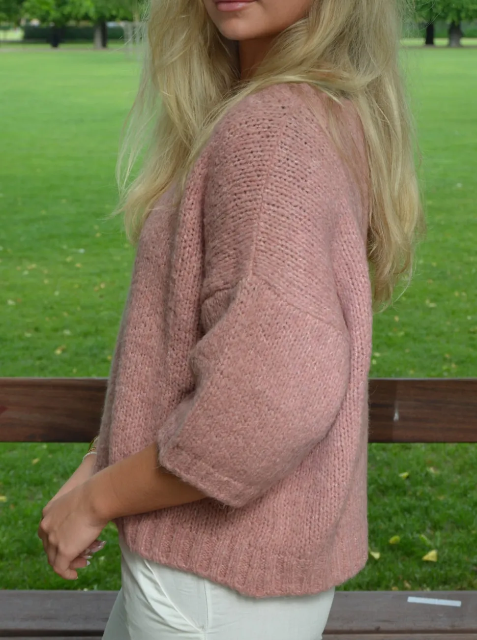 Hedvig striktrøje med korte ærmer - Lyserød