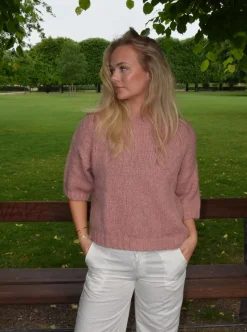 Hedvig striktrøje med korte ærmer - Lyserød