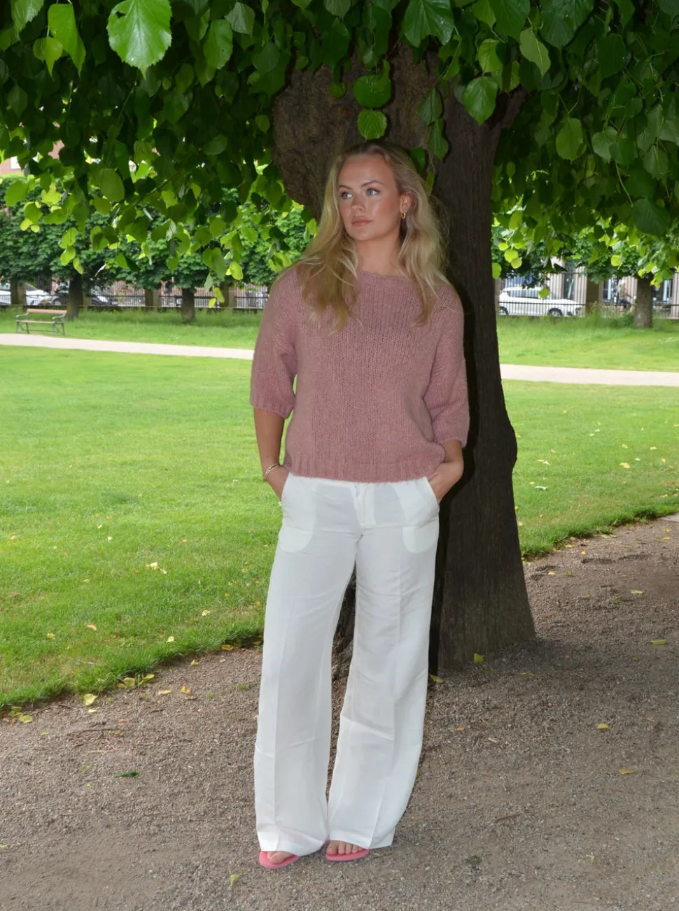 Hedvig striktrøje med korte ærmer - Lyserød