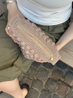 Hæklet clutch - Beige