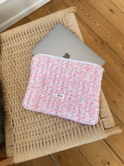Honey computer sleeve - Hvid med lyserøde/blå blomster