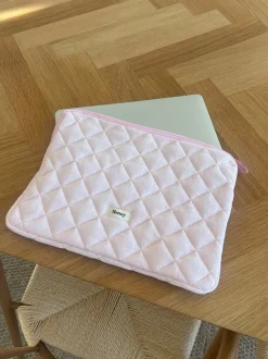 Honey computer sleeve - Lyserød med broderet hjerter