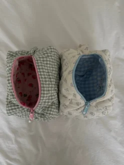 Honey lille toilettaske - Off white med bamser