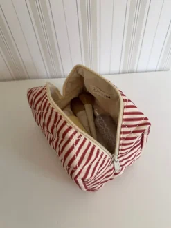 Honey lille toilettaske - Striber i rød/beige