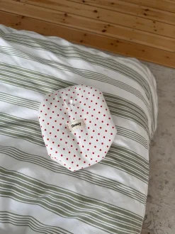 Honey lille toilettaske med prikker - Hvid/rød