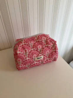 Honey lille toilettaske med blomster - Pink