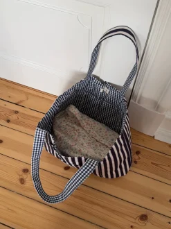 Honey net med striber - Navy/hvid