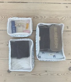 Honey packing cubes - Hvid med blå blomster
