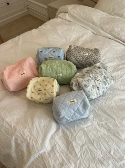 Honey stor toilettaske - Lyserød fluffy