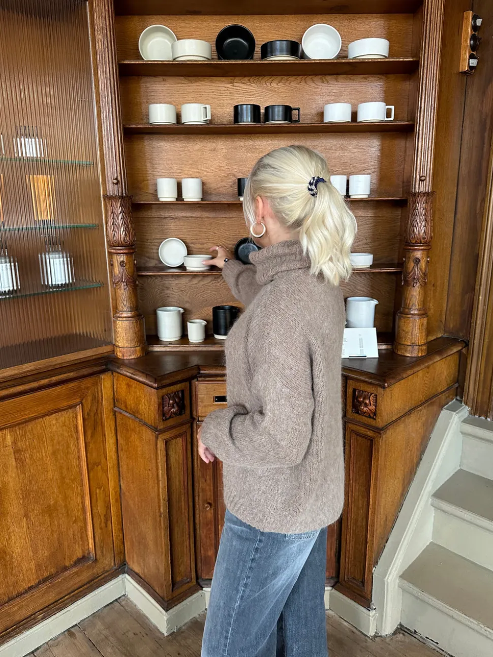 Idun striktrøje med turtleneck - Brun