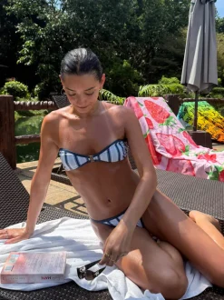 Joey bikini med striber - Blå/hvid