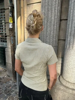 Josephine figursyet skjorte med korte ærmer - Grøn/hvid