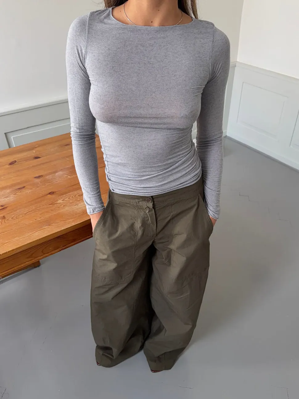 Kaia langærmet cashmere bluse - Grå