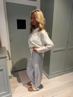 Kallie pyjamas sæt med kirsebær - Hvid/blå