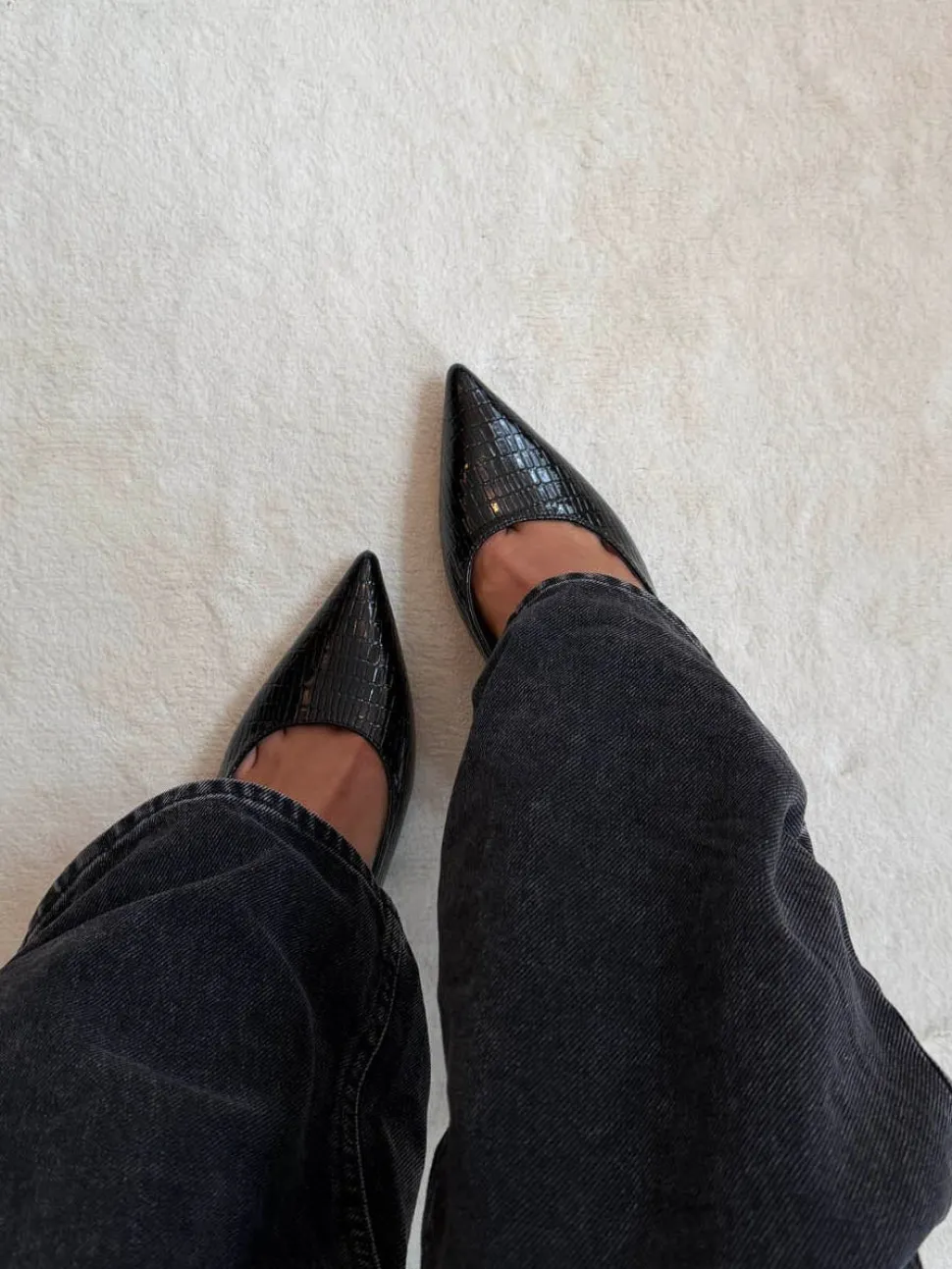 Karline slingback mules med krokodilleprint - Sort