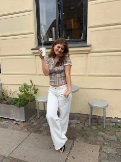 Kassandra figursyet skjorte med tern - Lysebrun/hvid