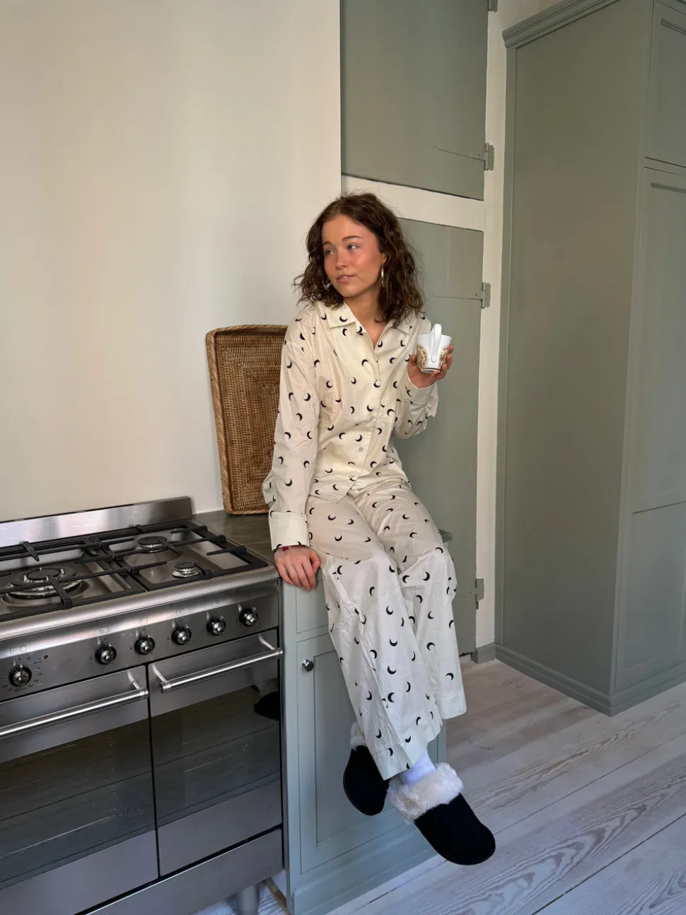 Kyla pyjamasskjorte med halvmåner - Beige