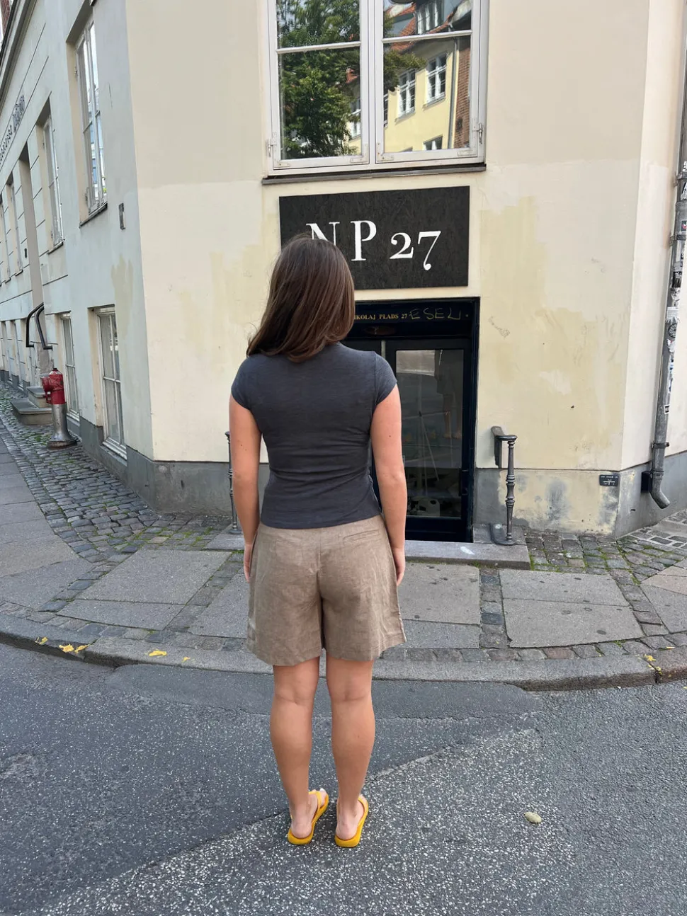 Leonie top med knapper - Grå