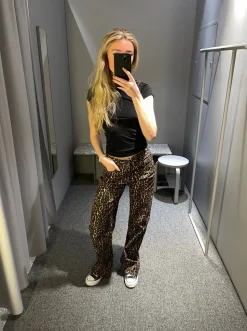 Leopard jeans