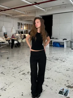 Lilia bukser i broderie anglaise - Sort