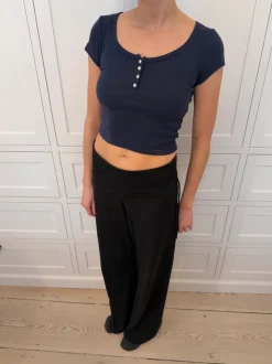 Lilian t-shirt med knapper - Navy