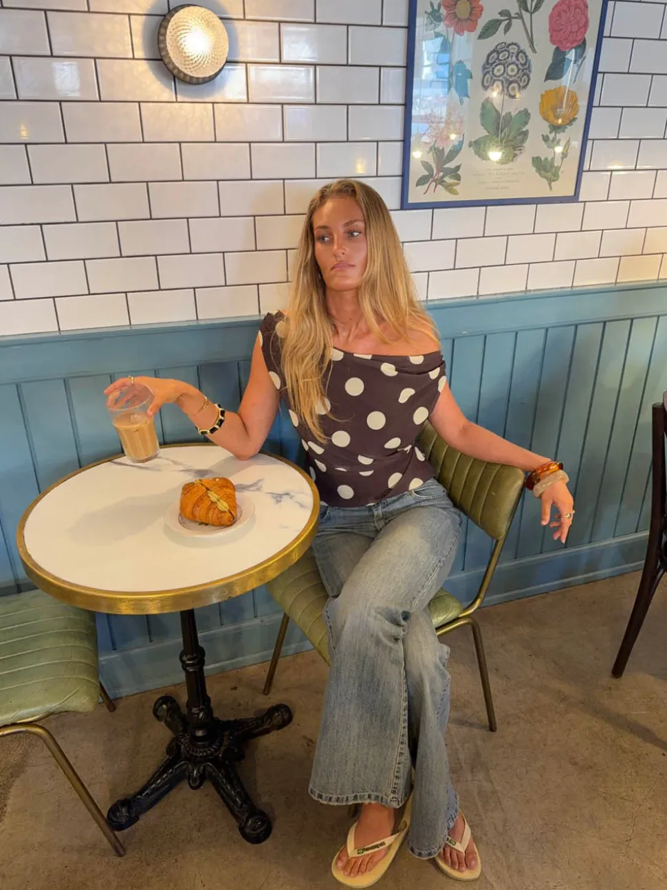 Lily top med polkaprikker - Brun/gul