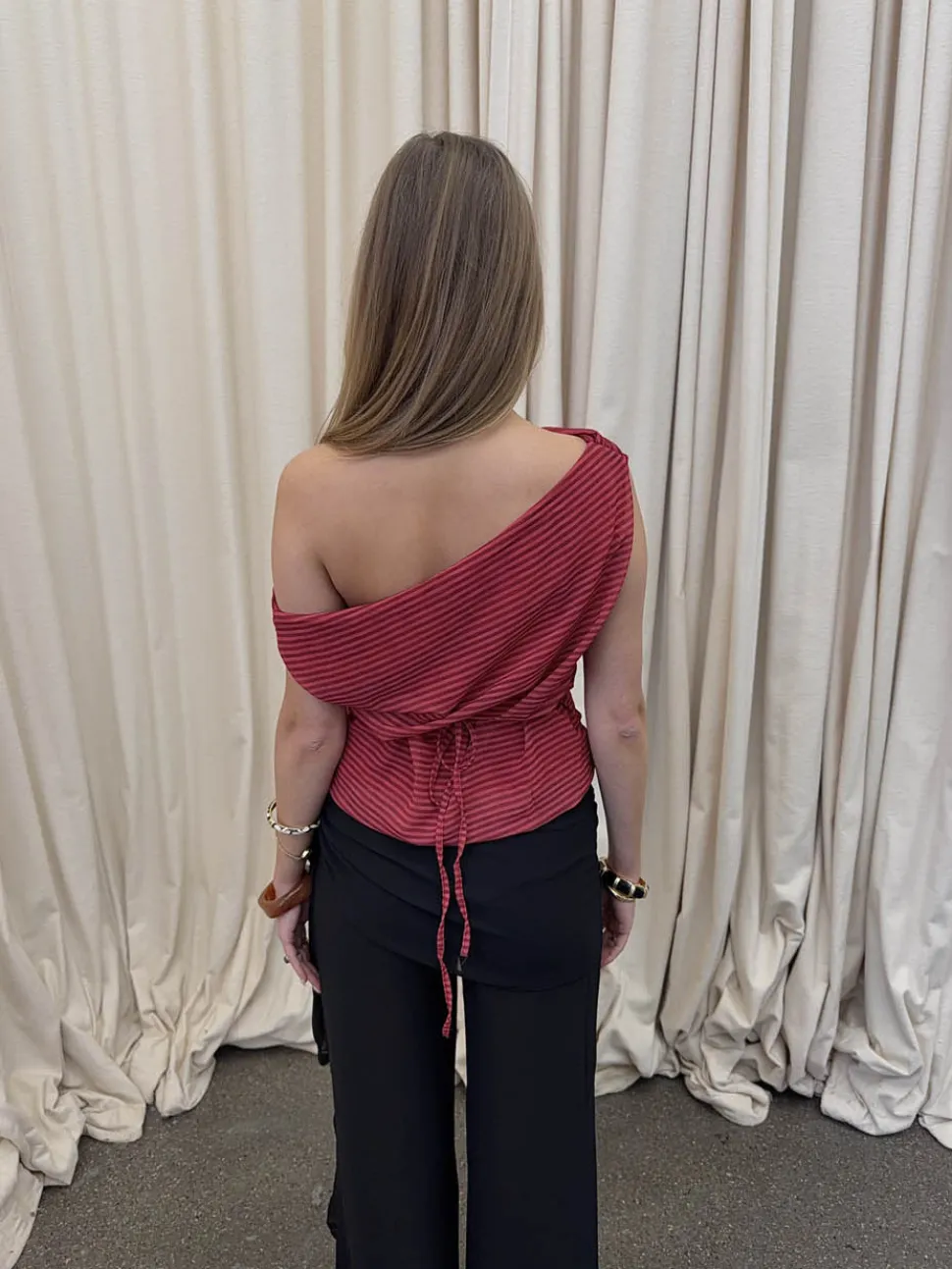 Lily top med striber - rød/bordeaux