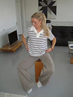 Line polo med striber - Hvid/beige/navy