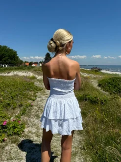 Lissy smockkjole - Hvid broderi