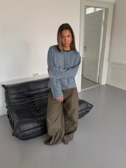 Lura bluse med striber - Blå/brun