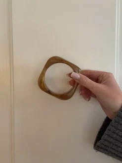 Lykke chunky armbånd - Mørk karamel