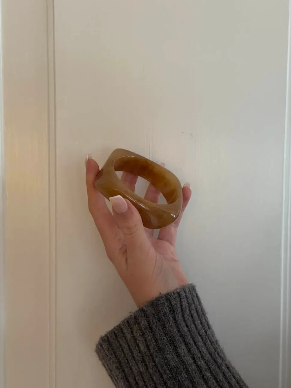 Lykke chunky armbånd - Mørk karamel