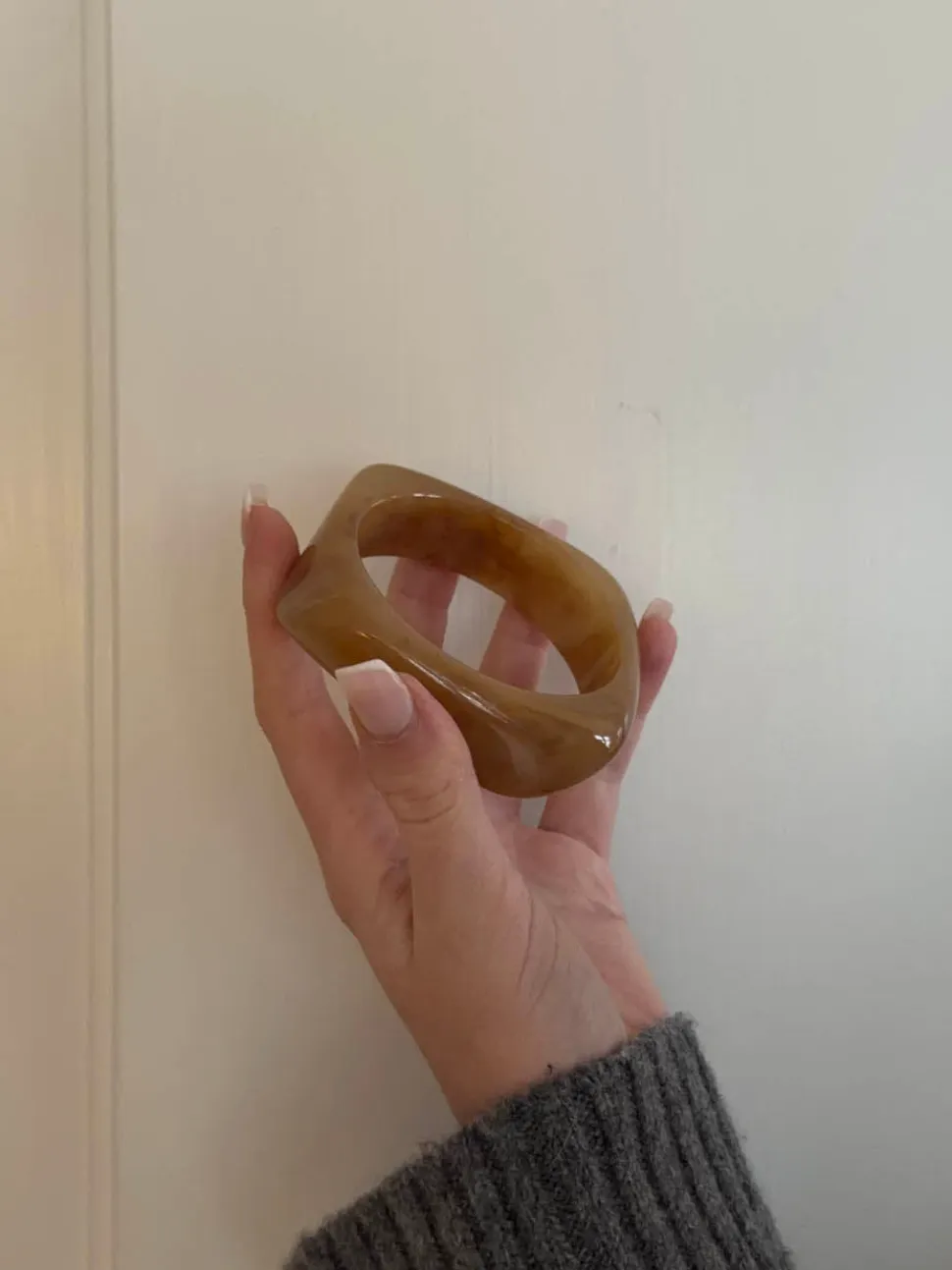 Lykke chunky armbånd - Mørk karamel