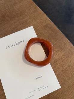 Lykke chunky armbånd - Mørk karamel