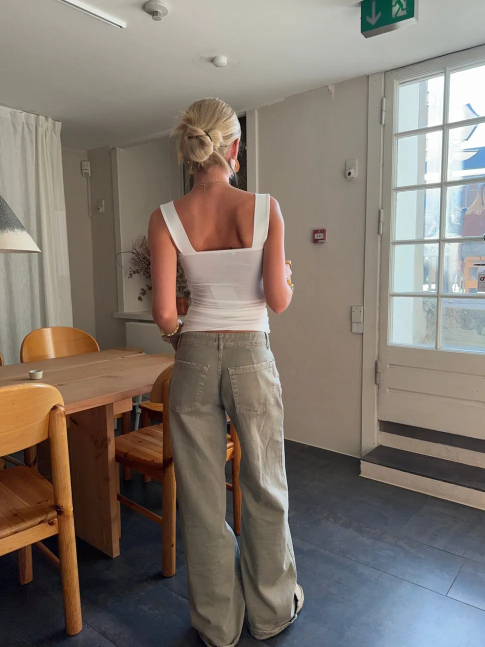 Mandaline tanktop med blondetaljer - Hvid