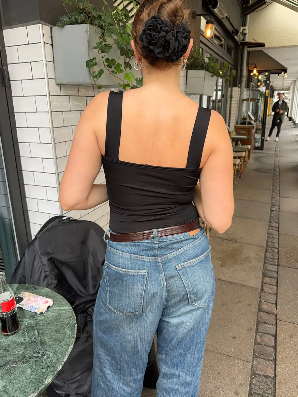 Mandaline tanktop med blondedetalje - Sort