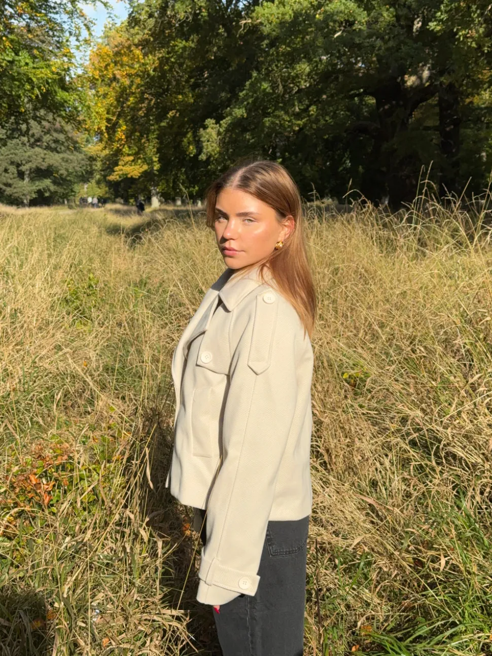 Marigona kort frakke - Beige