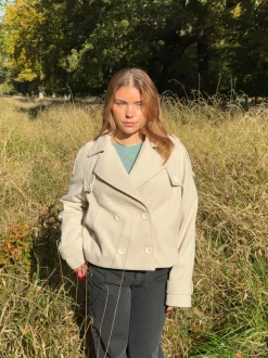 Marigona kort frakke - Beige