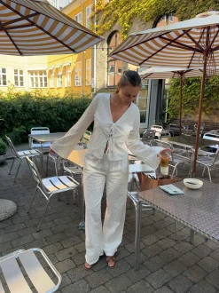 Mathilde Ravn bukser med stort broderi - Hvid