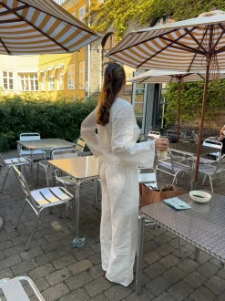 Mathilde Ravn bukser med stort broderi - Hvid