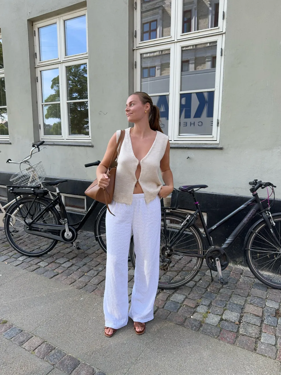 Mathilde Ravn bukser med småt broderi - Hvid