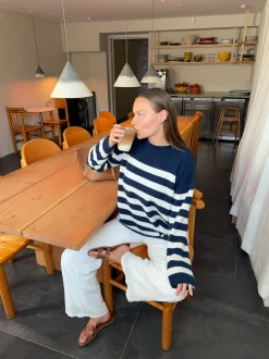 Mathilde Ravn stribet striktrøje - navy/hvid