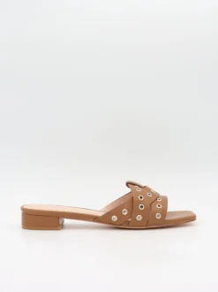 Milina sandaler med nitter - Brun