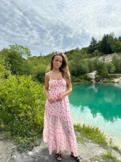 Mirelle maxikjole med kirsebærprint