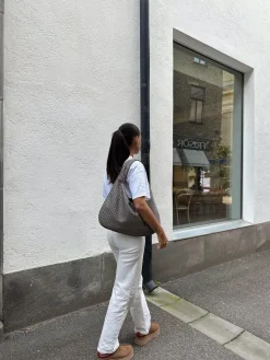 Musthave taske - Lysegrå
