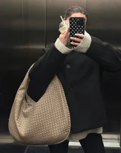Musthave taske - Mørk Beige