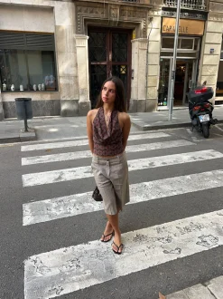 Nayaly bermudashorts med striber - Beige