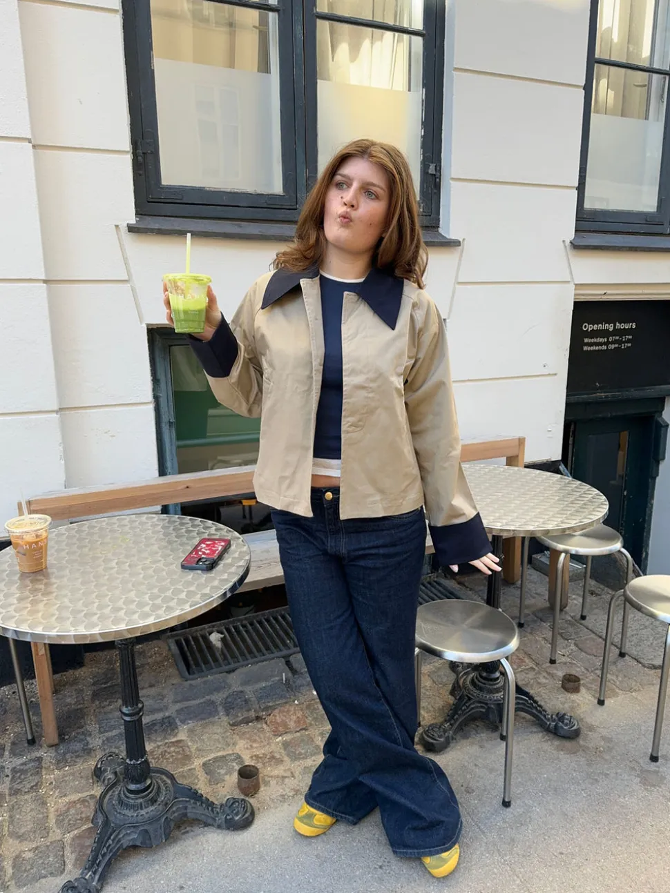 Noami kort jakke med krave - Beige/navy