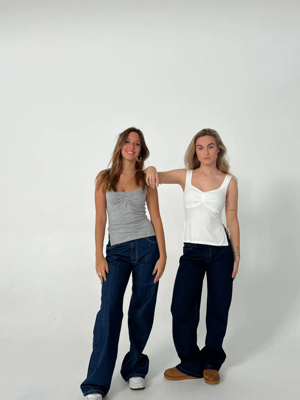 Nuna lavtaljede jeans - Mørk denim