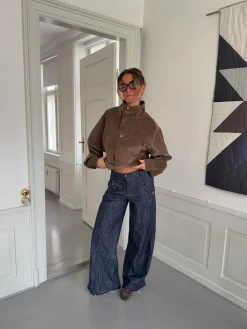 Olive jeans med detaljer - Navy